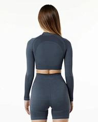 slim fit tee shirts